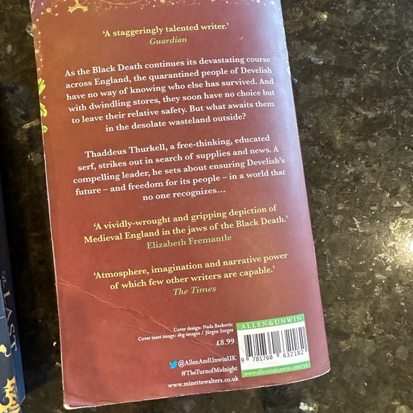 Minette Walters Book Set - The Last Hours & The Turn of Midnight - Picture 4 of 5